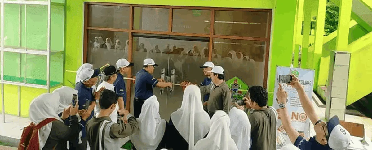 Wujudkan Zona Integritas, Kepala Kemenag Resmikan Gedung PTSP MTsN 1 Pandeglang
