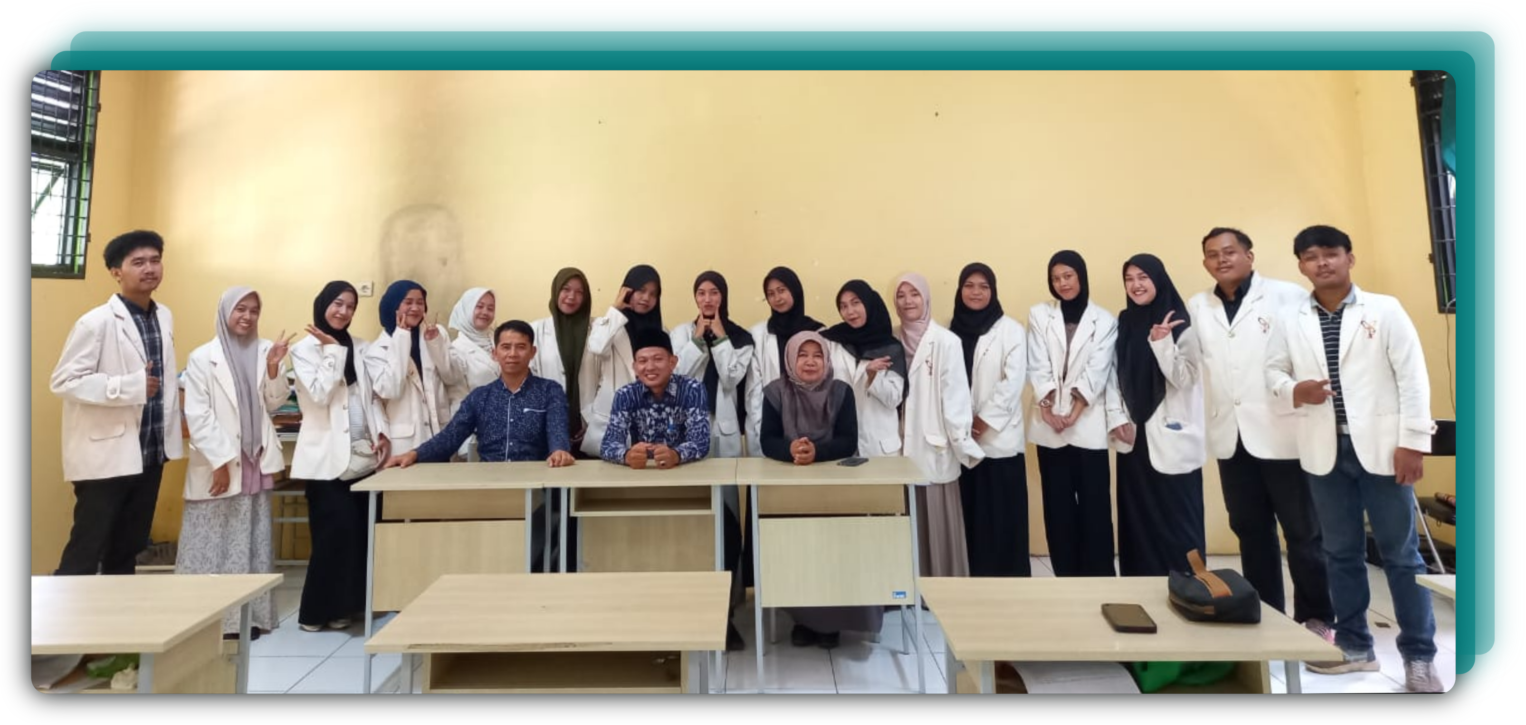 Sesi bimbingan dengan guru pamong dan dosen pembimbing