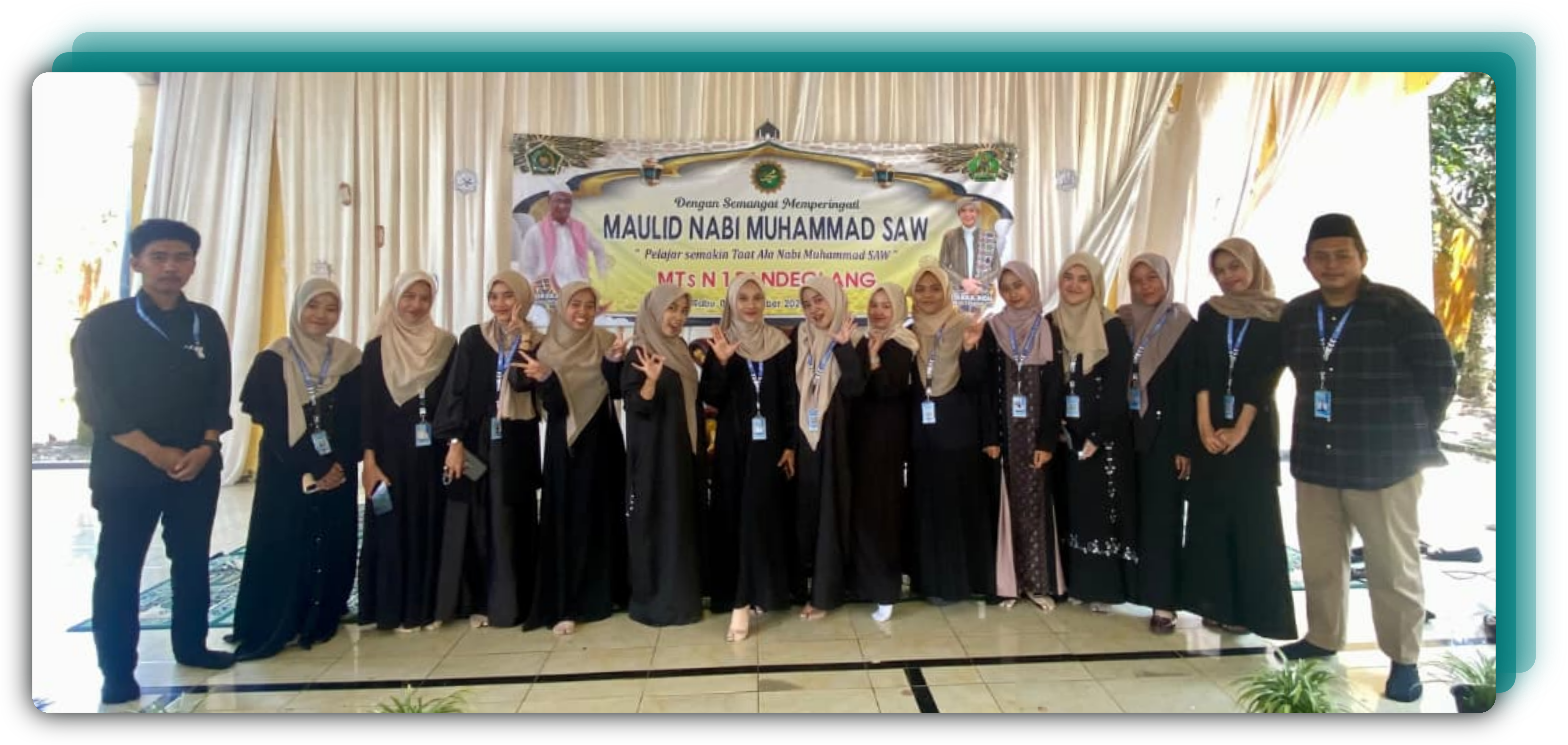 Diskusi kelompok mahasiswa dalam evaluasi pembelajaran